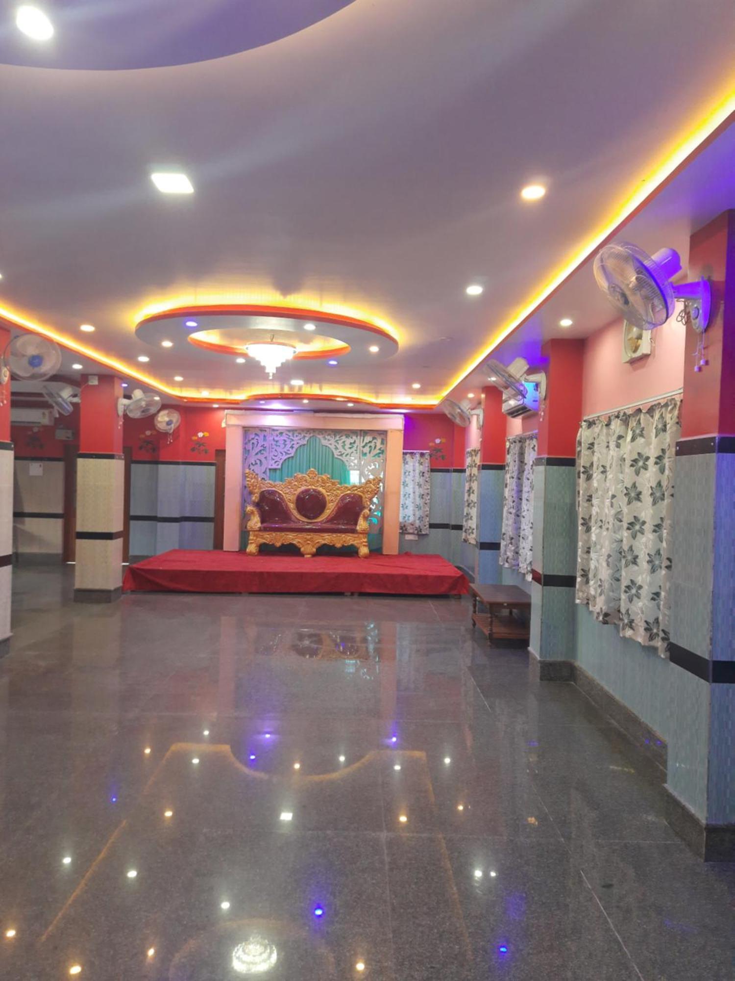 Lbh Hotel Гая Екстериор снимка